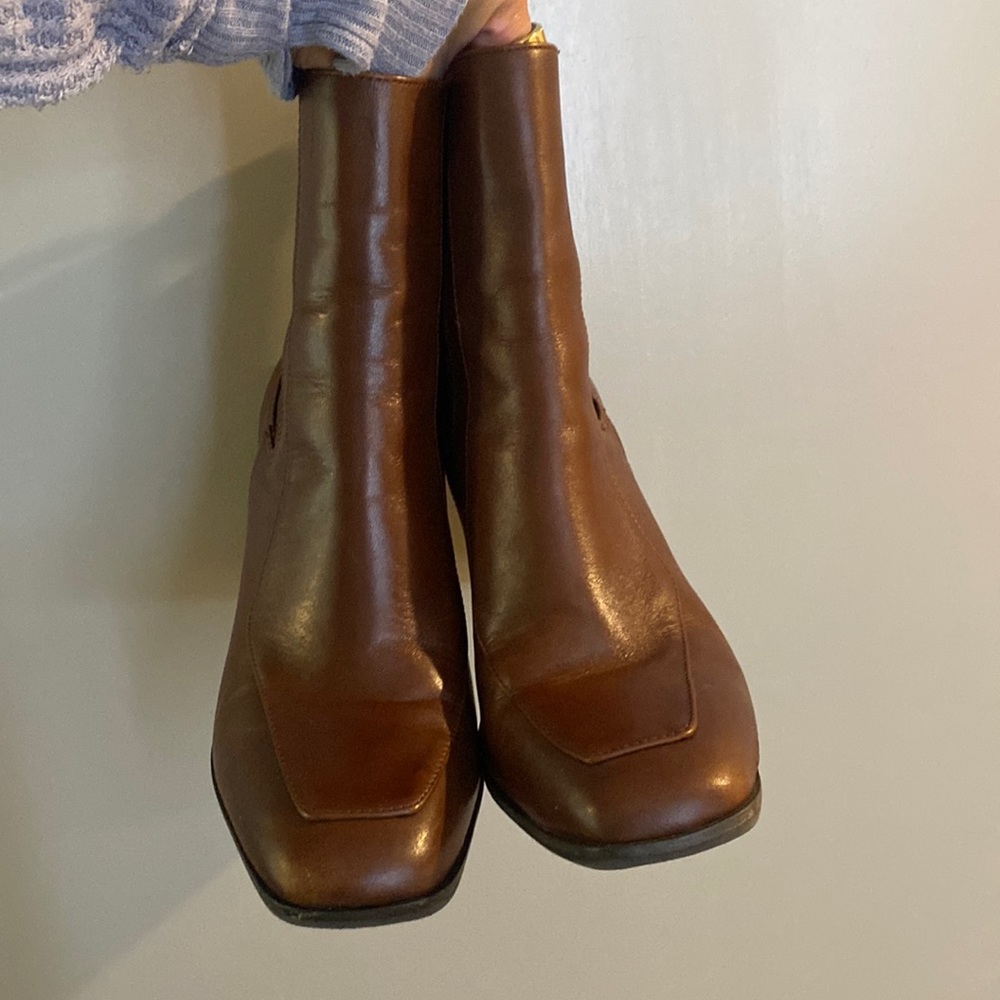 Gianni Bini Brown Booties